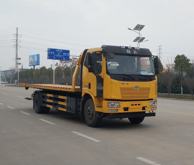 ���J6����ƽ������܇(10P10)���L(zh��ng)8.4��